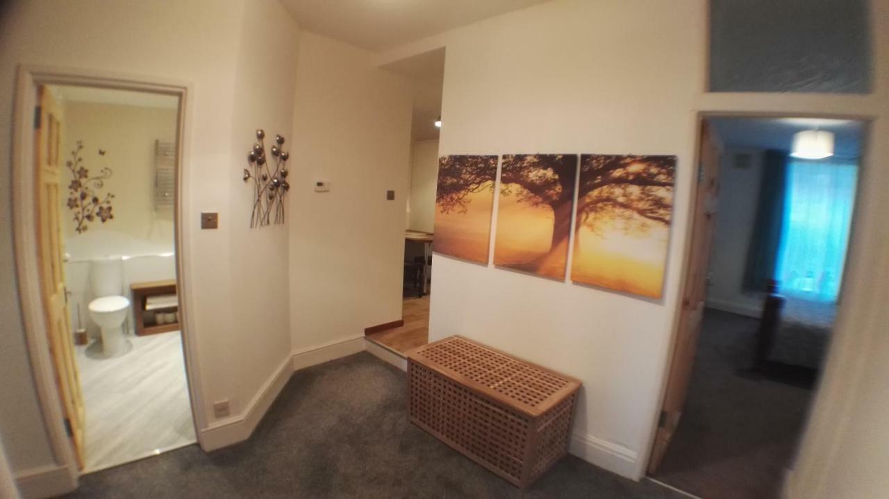 Large Garden Flat Near Marine Lake Weston-super-Mare Bagian luar foto